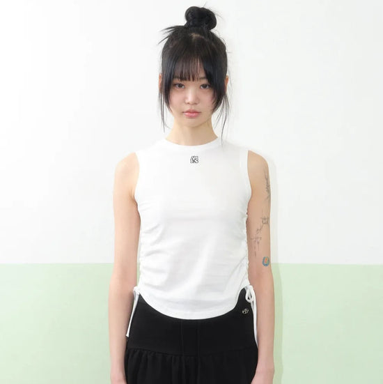 BASIC SMALL LOGO SLEEVELESS TEE WHITE