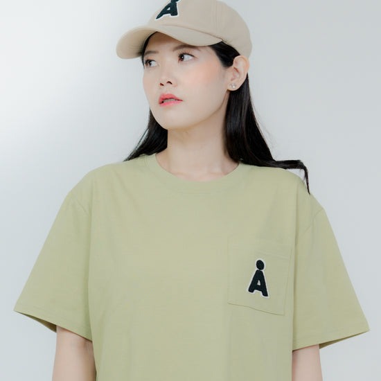 ALAND A LOGO BOUCLE POCKET TEE OLIVE GREEN