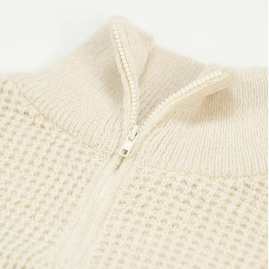 HALF ZIP-UP WAFFLE KNIT CREAM