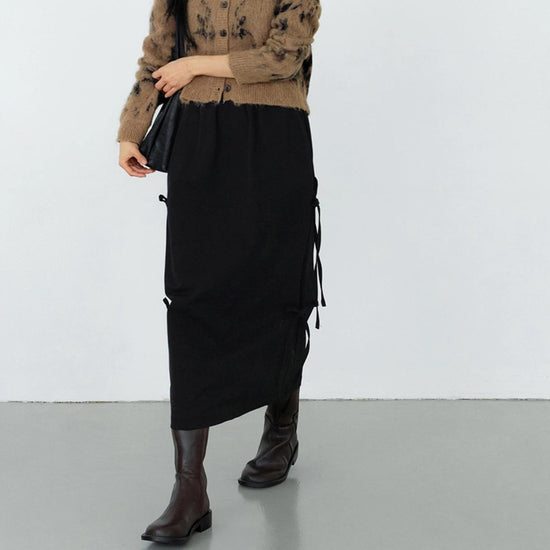 SIDE RIBBON SNOW SKIRT BLACK