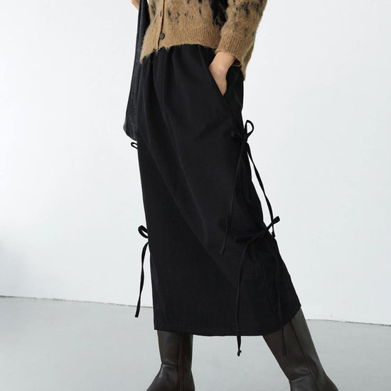 SIDE RIBBON SNOW SKIRT BLACK