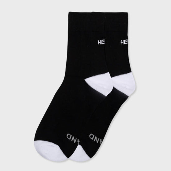 ALAND "HELLO" LOGO SOCKS BLACK
