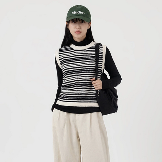RIBBON POCKET SHOULDER BAG BLACK