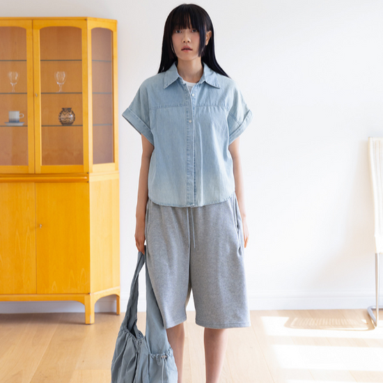 DENIM SHORT SLEEVE SHIRT LIGHT BLUE