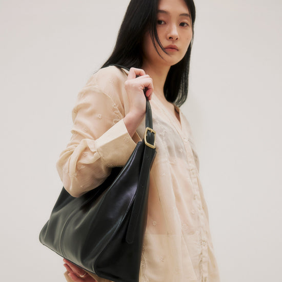 ARETE BAG BLACK