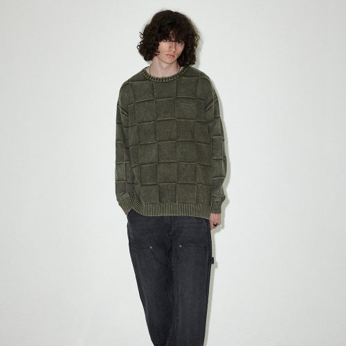 PIGMENT CHECKERBOARD KNIT SWEATER KHAKI