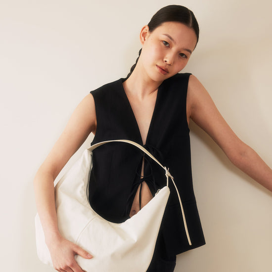 MOSSY HOBO BAG (NYLON) WHITE