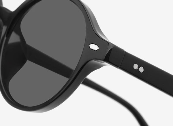 5 Tips Memilih Sunglasses Sesuai Bentuk Wajah