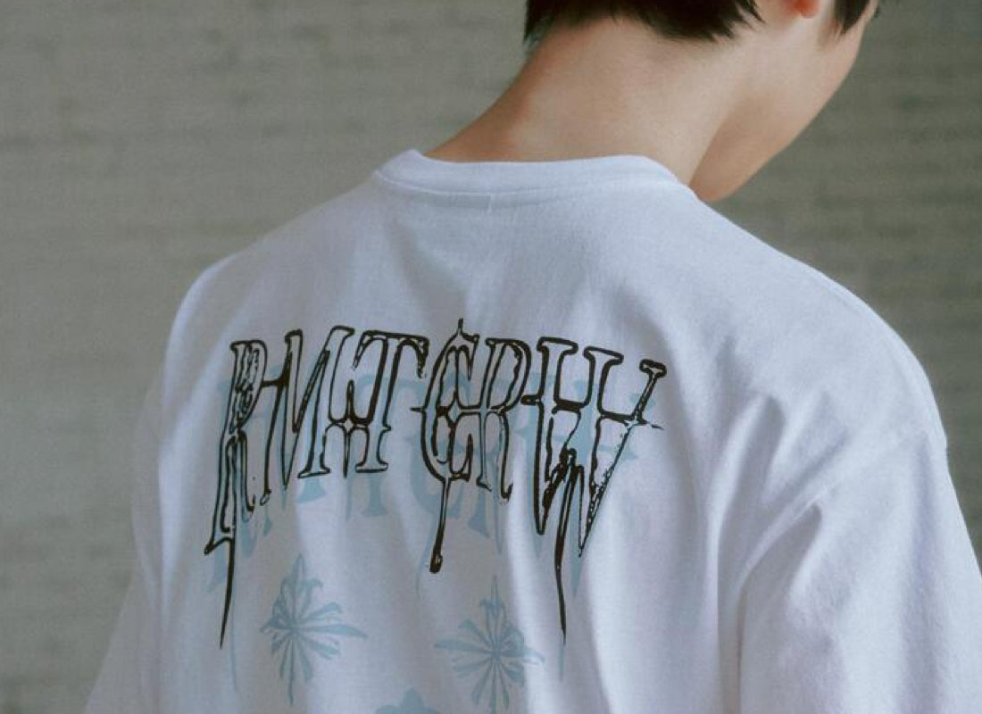 5 Romantic Crown Korean T-Shirts for an Effortlessly Cool Style