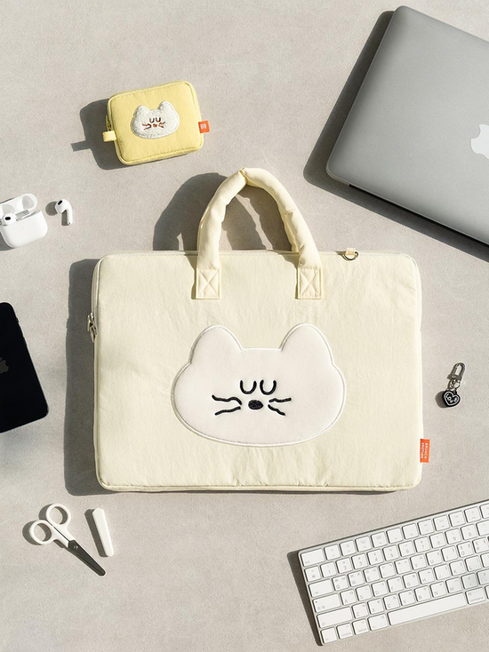 MOGRY HUG LAPTOP POUCH 13 TYPE IVORY