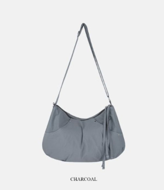 CURVED POCKET NYLON BAG CHARCOAL