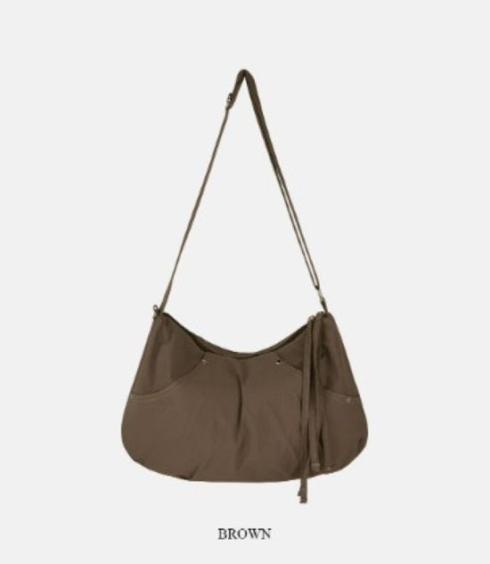CURVED POCKET NYLON BAG BROWN