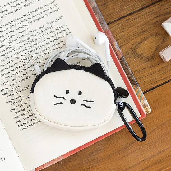 KITTY SOFT AIRPODS POUCH IVORY