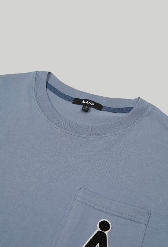 ALAND A LOGO BOUCLE POCKET TEE M/BLUE