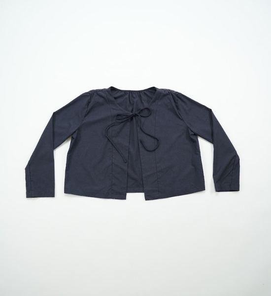 VOLUME SLEEVE STRING CARDIGAN NAVY