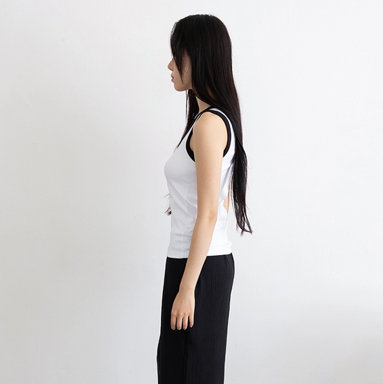 COLOR BLOCK LOGO SLEEVELESS IVORY