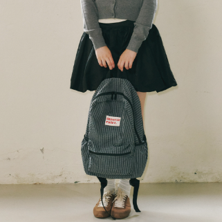 DAILY BACKPACK CHECK DARK GREY