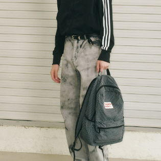 DAILY BACKPACK CHECK DARK GREY