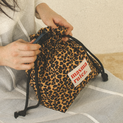 STRING POUCH LEOPARD BROWN