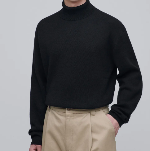 BASIC TURTLENECK KNIT TOP BLACK
