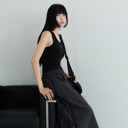 3.3 SLIM BRA CAP SLEEVELESS BLACK