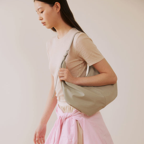 MOSSY HOBO BAG (NYLON) KHAKI