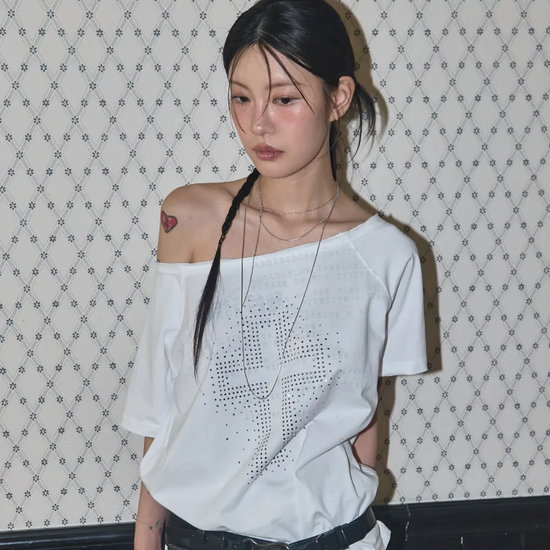 DIVINE CROSS ONE-SHOULDER TEE WHITE
