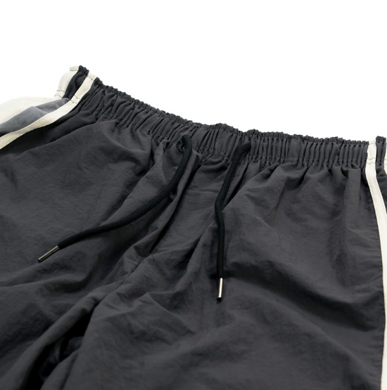 MEN'S NYLON TRACK PANTS BLACK